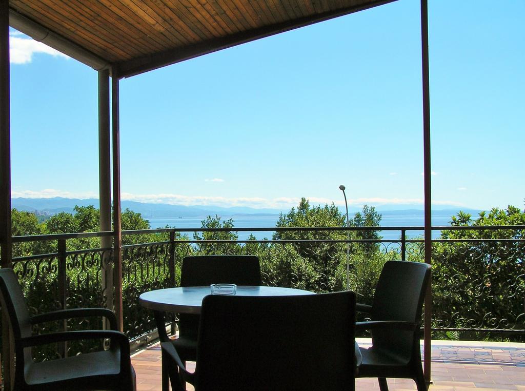 Guest House Lifestyle Holiday Opatija Ngoại thất bức ảnh