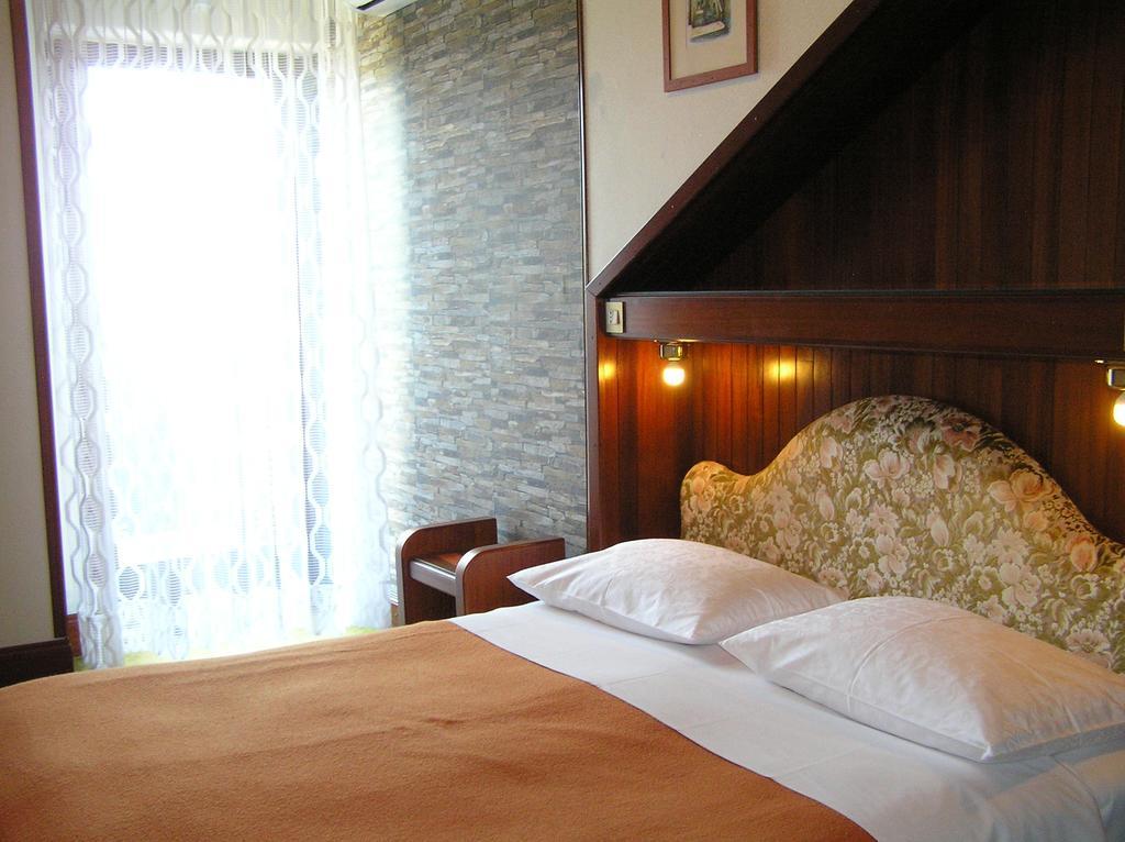 Guest House Lifestyle Holiday Opatija Ngoại thất bức ảnh
